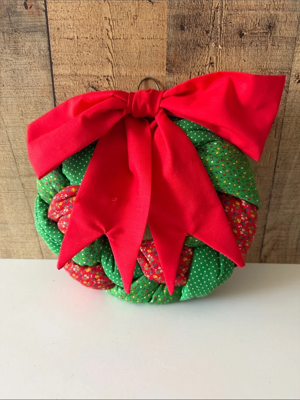 VTG Handmade Kitschy Quilted Red and Green Christmas Wreath Cottagecore